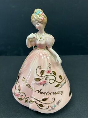 Vintage 7” JOSEF ORIGINALS turn to play musical “Happy Anniversary “ lady